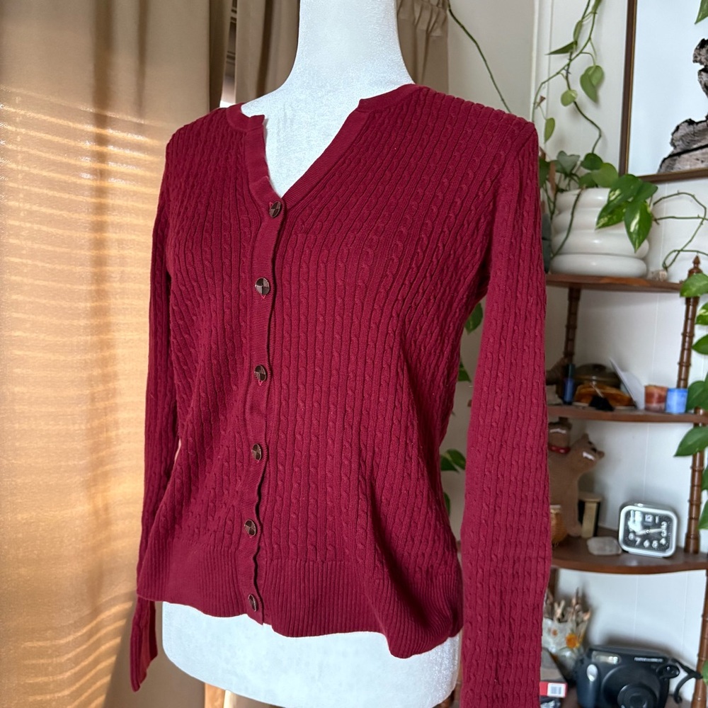 Vintage JEANNE PIERRE Deep Burgundy Maroon Red Cable Knit Button Cotton Cardigan - Picture 2 of 6